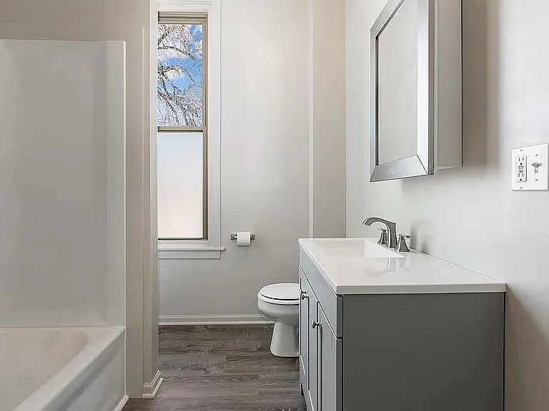 73 S Main St #2R — Photo 10