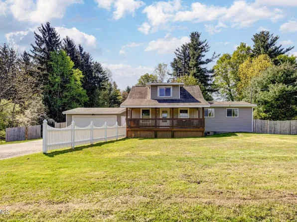 1786 County Highway 107, Amsterdam, NY 12010