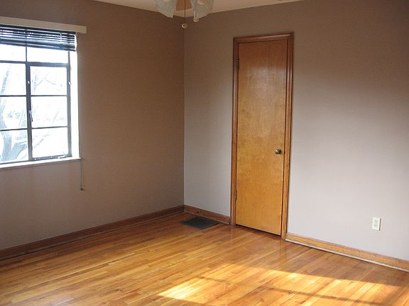 5th image of 1313 W 7th Ave