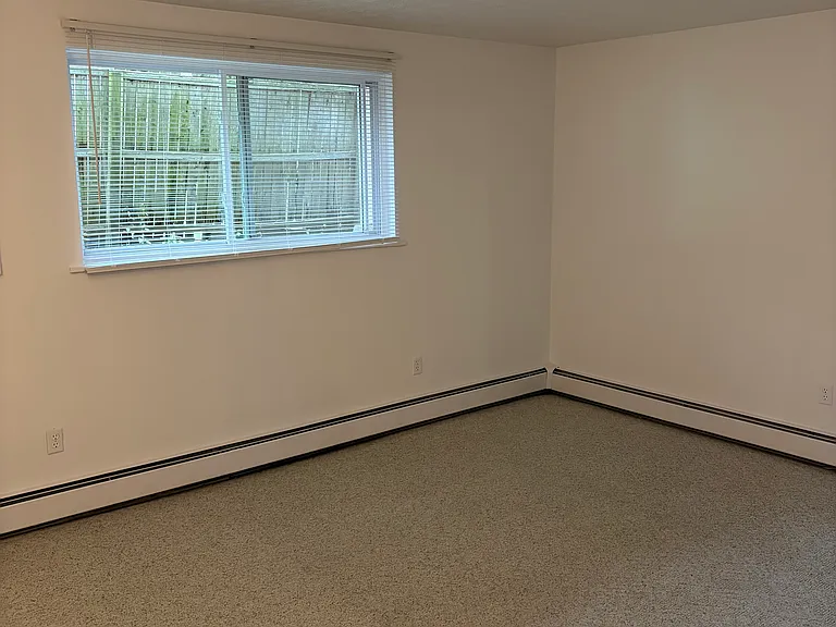 104 W Pulteney St #105 — Photo 7