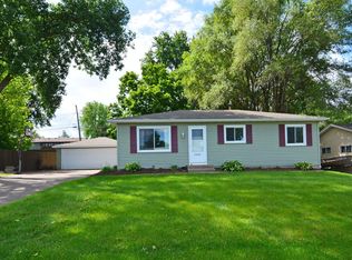 3530 77th St E, Inver Grove Heights, MN 55076