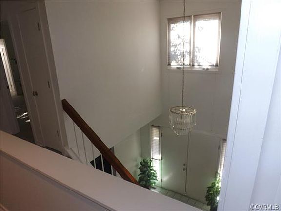 3rd image of 1805 Dover Pointe Ct