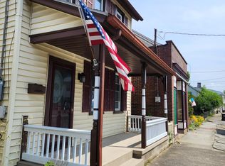 227 Main St, Freemansburg, PA 18017