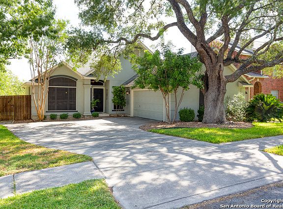 2nd image of 13603 Auburn Oaks