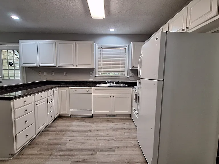 2811 Sparger Rd — Photo 20