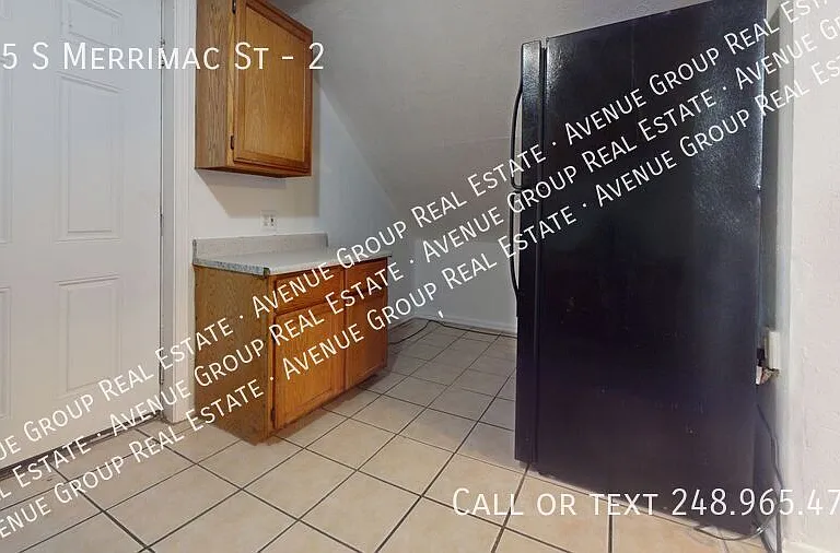 105 S Merrimac St #2 — Photo 2
