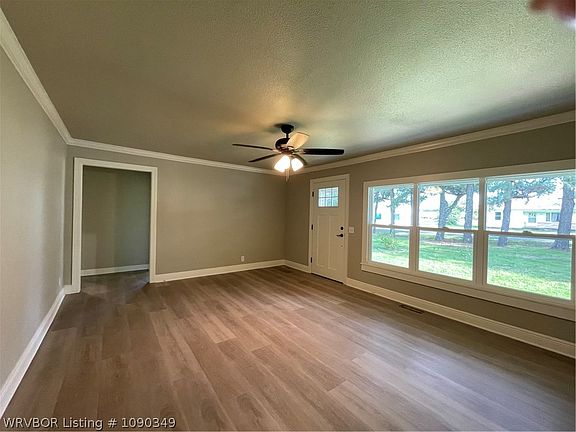 3rd image of 1605 Jacobs Ave
