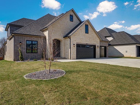 2nd image of 5072 E Ferdinand Court