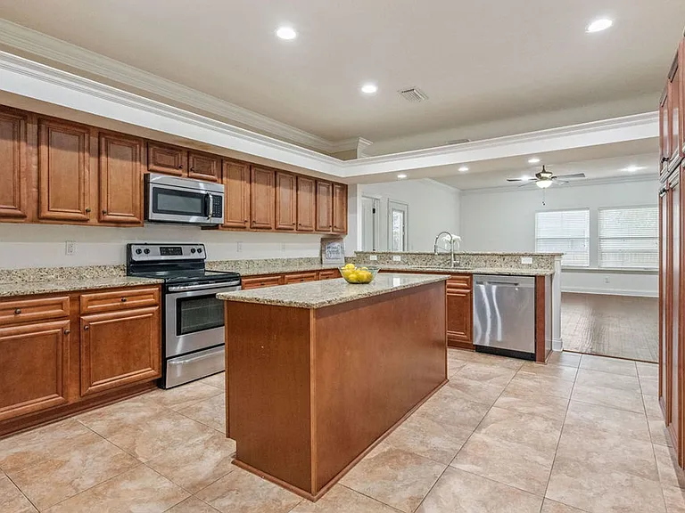2159 Bayshore Dr — Photo 10