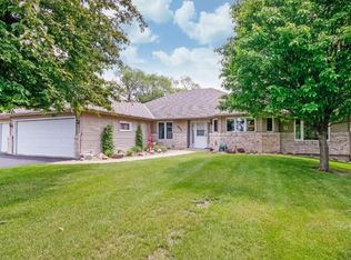 5975 190th St N, Forest Lake, MN 55025