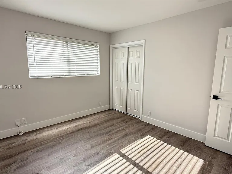 10751 SW 48th St — Photo 14