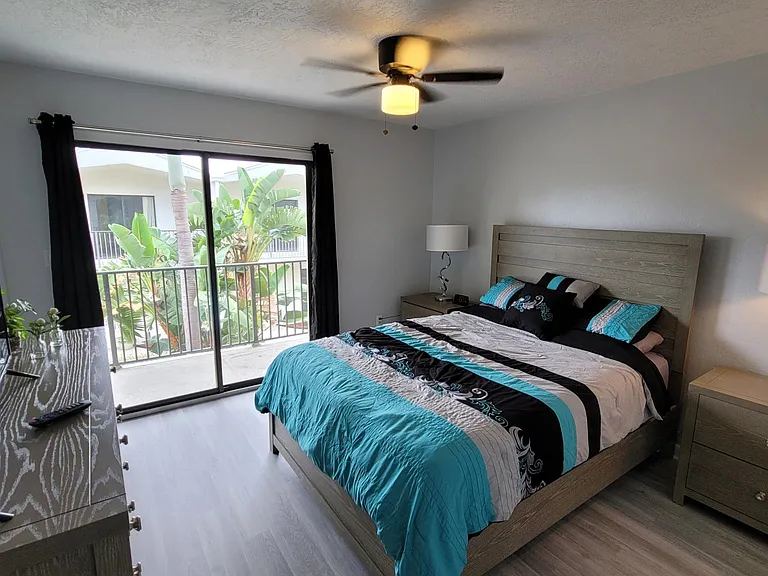 Atlantic Courtyards Bedroom