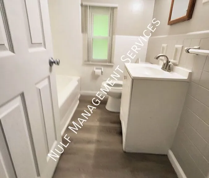 459 Idlewood Rd — Photo 4