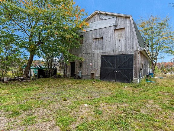 2nd image of 265 Morse Rd