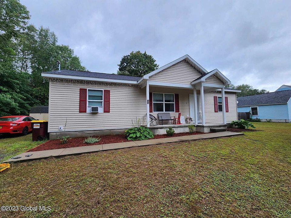 32 Division Road, Queensbury, NY 12804 MLS 202329908 Zillow