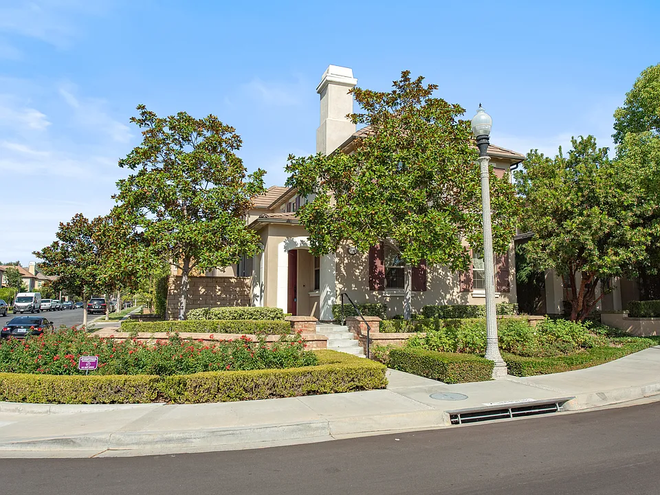171 Great Lawn