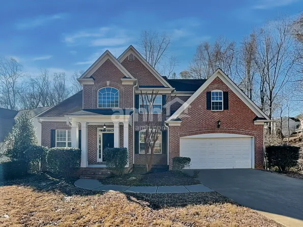 6855 River Island Cir, Buford, GA 30518