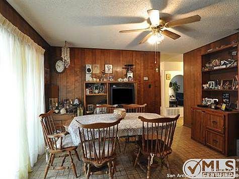 5th image of 7533 Leafy Hollow Ct