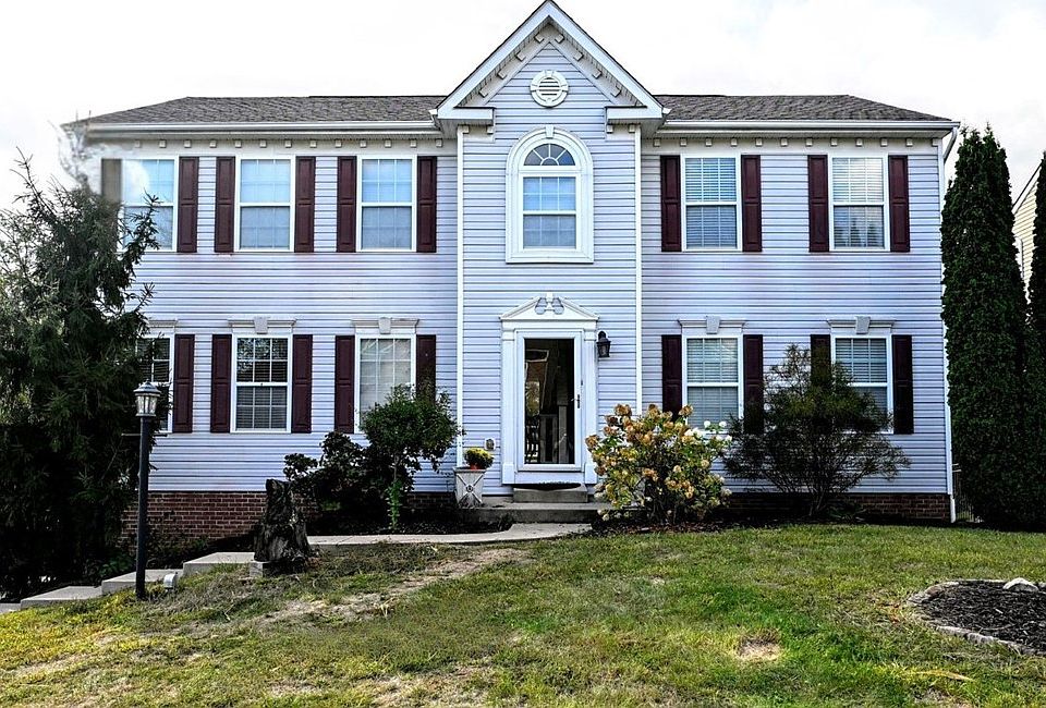 1st image of 510 Panorama Dr