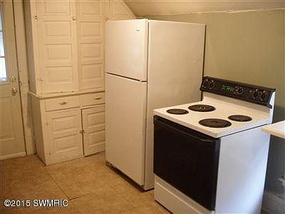 5th image of 1016 Egleston Ave