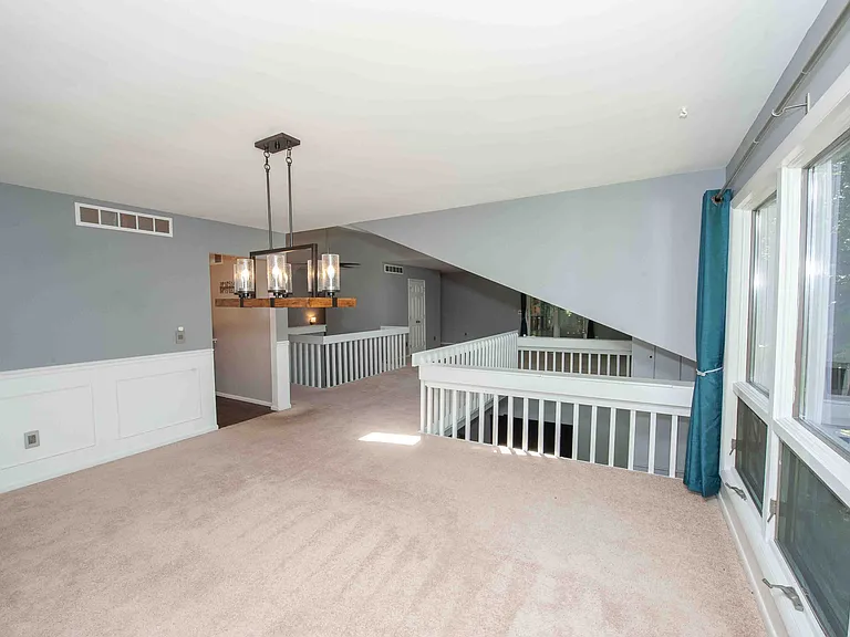 973 Hollow Creek Dr — Photo 18
