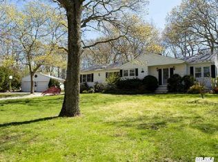 258 Church Ln, Riverhead, NY 11901