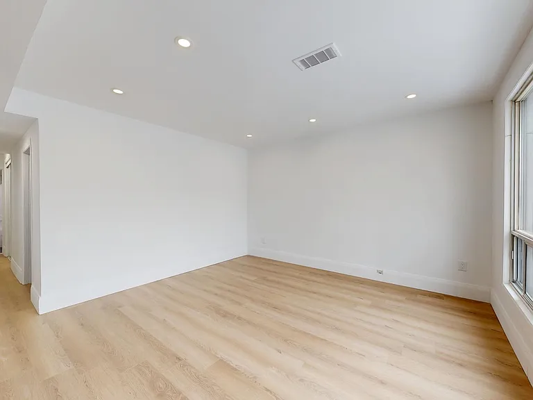 1252 Davenport Rd — Photo 25