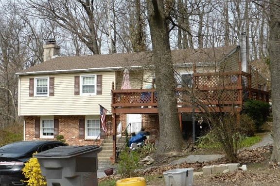 5th image of 56 Carol Ln