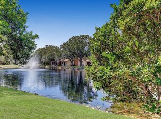 1965 Whitney Way, Clearwater, FL 33760