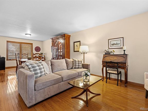 4th image of 5209 Dakota Avenue