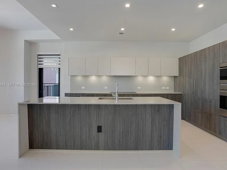 275 Giralda Ave #6C — Photo 16