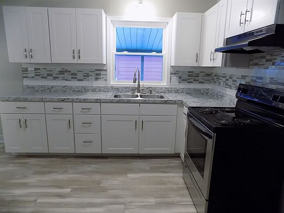 5th image of 411 N Oakland Ave