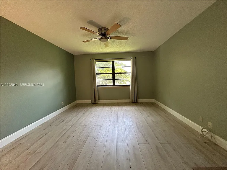200 Gate Rd #202 — Photo 9