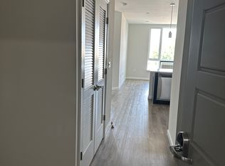 10 Clark St #Var, Newark, NJ 07104