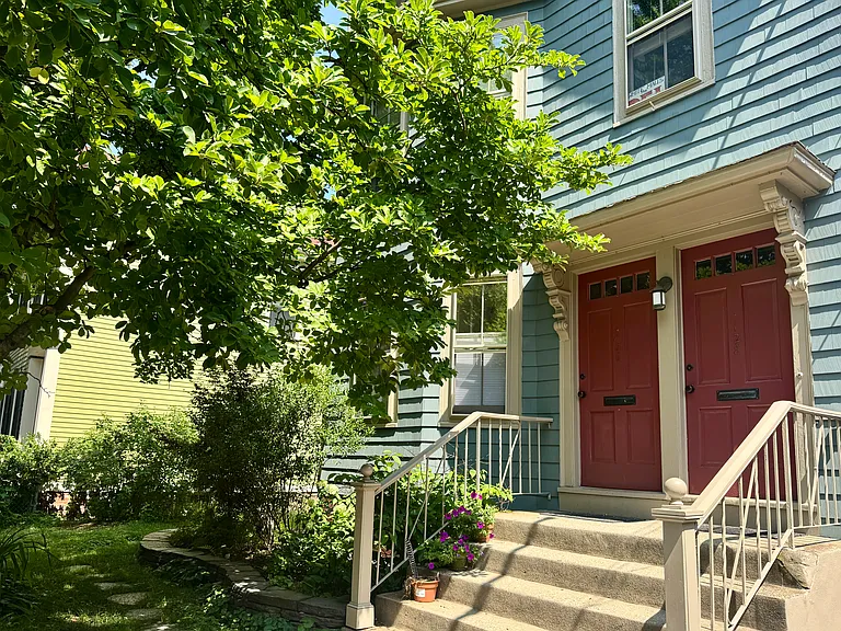 128 Pearl St #126 — Photo 11
