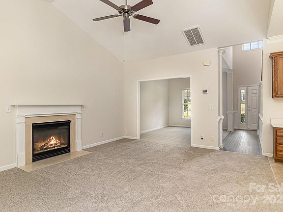 5th image of 7503 Sedgebrook Dr W