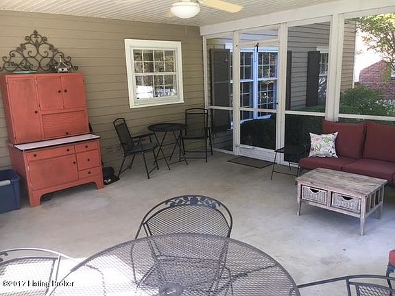 5th image of 405 Fellswood Pl