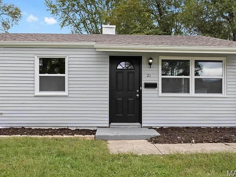 21 Saint Gregory Dr — Photo 2