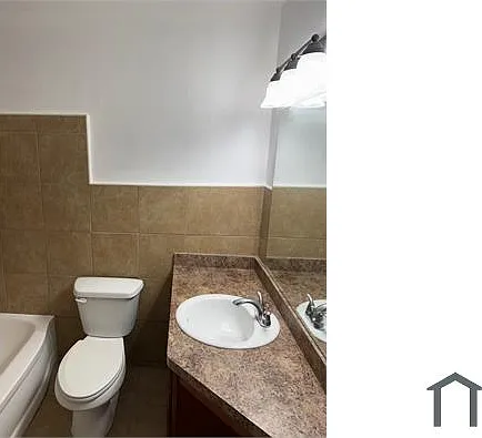 741 Carter St NW #7 — Photo 5
