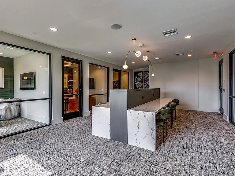 Aura Southgate Apartments — Photo 22