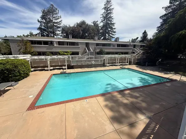 500 W Middlefield Rd, Mountain View, CA