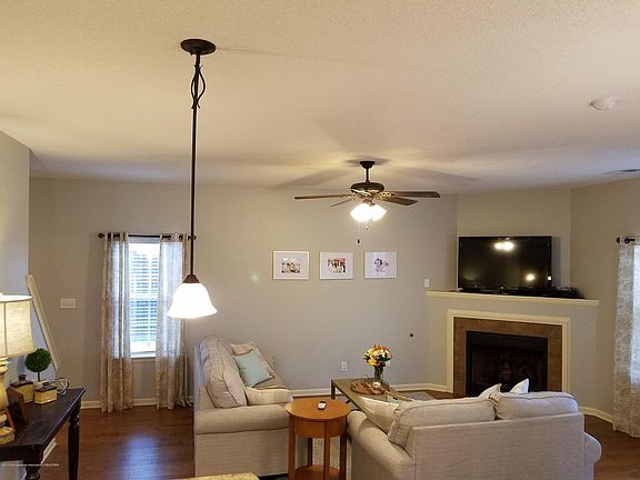 3rd image of 4198 Arabella Dr