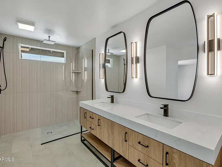 15834 N 58th Pl — Photo 15