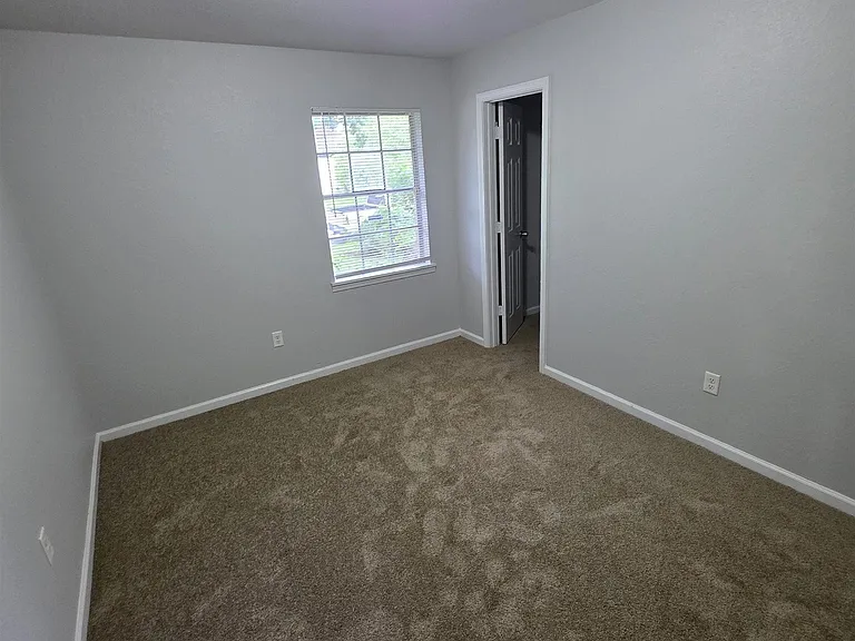 3 Regency Cir — Photo 8