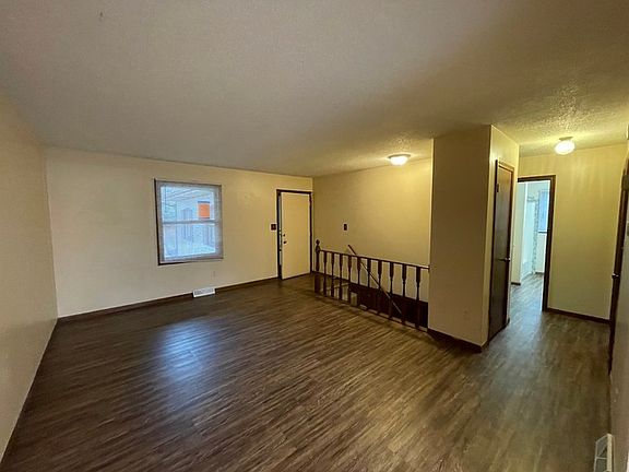 4th image of 1224 Plymouth Ave SE #1224