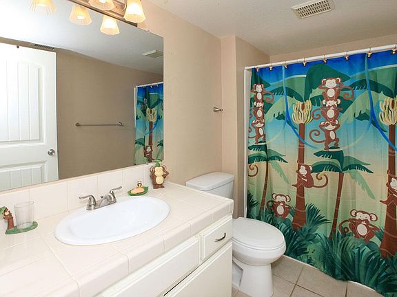 4th image of 1551 Montecito Rd APT 32
