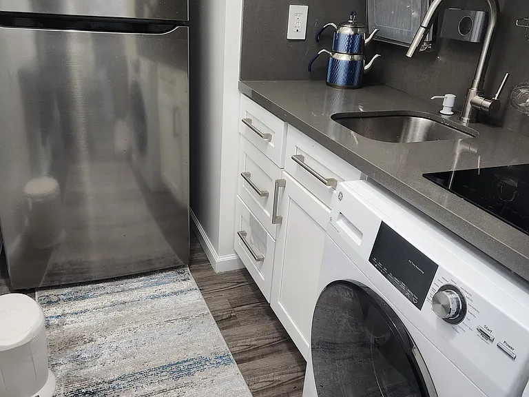 9705 Swinton Ave — Photo 3