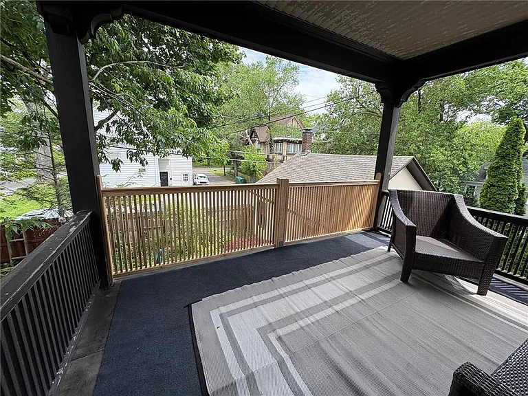 82 Brunswick St — Photo 1