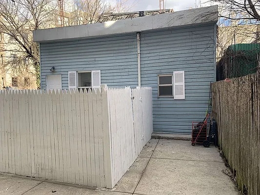 Rented by Flatiron Real Estate Advisors LLC | media 1