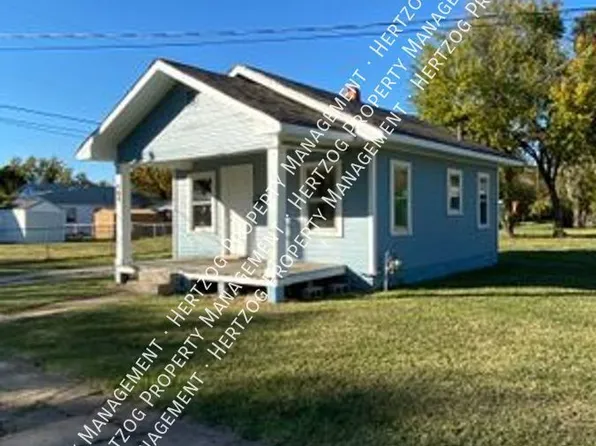 409 W Summit Ave, Ponca City, OK 74601